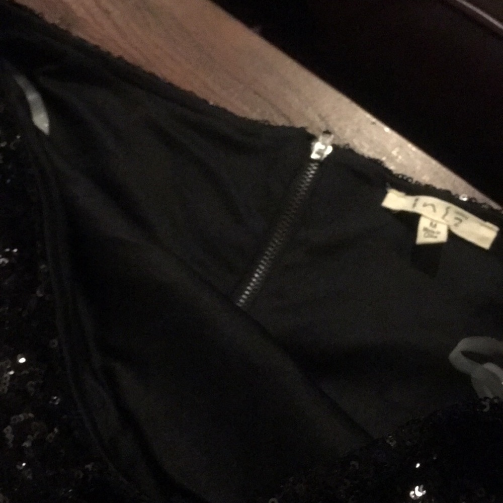 Sequins Skirt Party Perfect - Picture 5 of 8